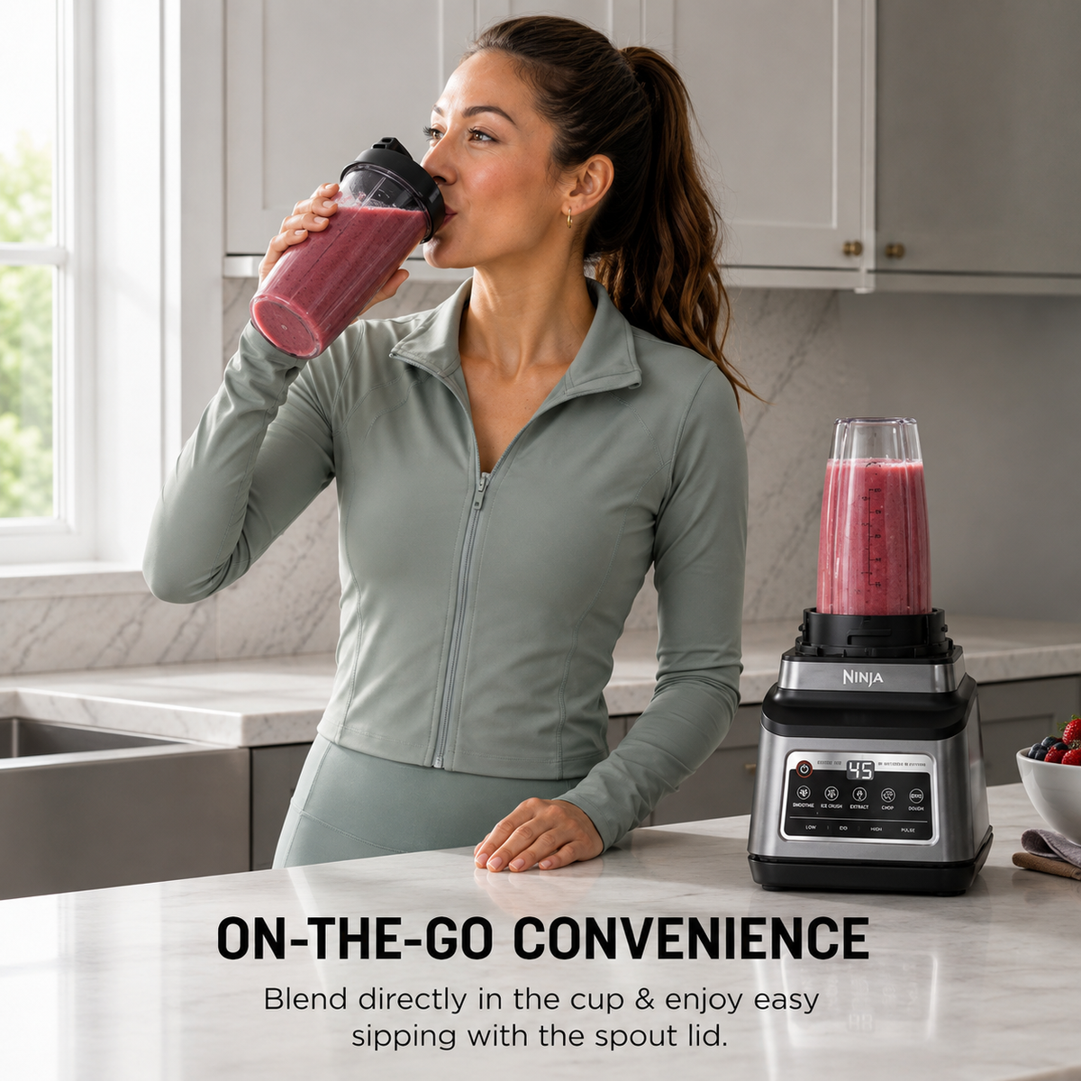 Sistema de cocina Professional Plus de 1400W, con tecnología Auto-iQ, diseño moderno en gris y materiales resistentes de acero inoxidable y plástico.